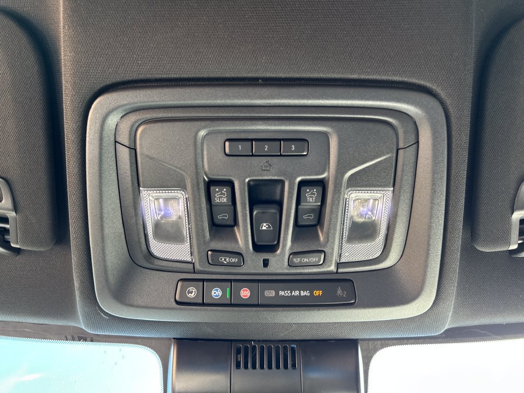 Used 2025 GMC Sierra 3500 AT4 w/ AT4 Premium Plus Package AWD/4WD image 20