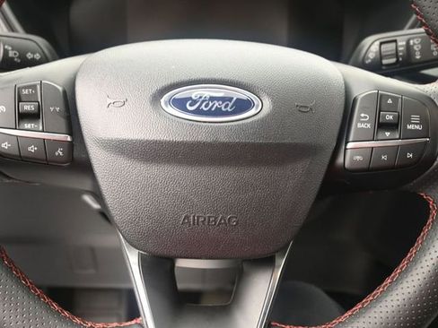 Used 2025 Ford Escape ST-Line FWD image 10