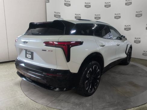 Used 2024 Chevrolet Blazer EV RS AWD/4WD image 5