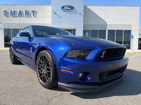 Used 2014 Ford Mustang Shelby GT500 w/ Equipment Group 821A RWD image 1