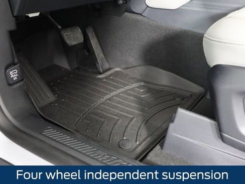 New 2026 Ford Explorer Active w/ Active Comfort Package image 28