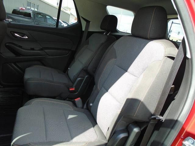 Used 2020 Chevrolet Traverse LT w/ Driver Confidence II Package AWD/4WD image 21