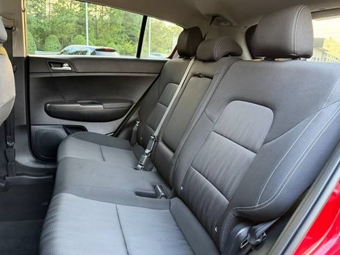 Used 2022 Kia Sportage LX FWD image 22