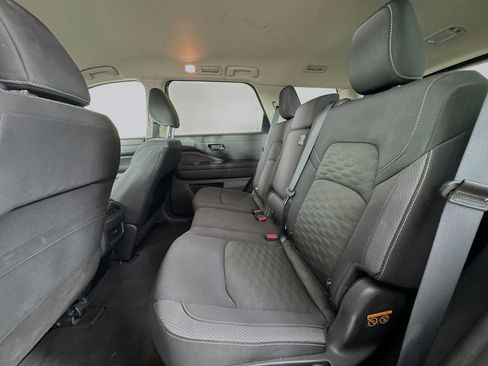 Used 2024 Nissan Pathfinder SV FWD image 29