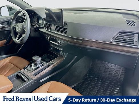 Used 2022 Audi Q5 2.0T Premium w/ Convenience Package image 32