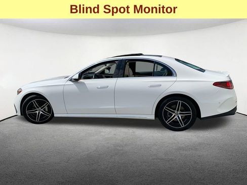 Used 2025 Mercedes-Benz E 350 4MATIC Sedan image 6