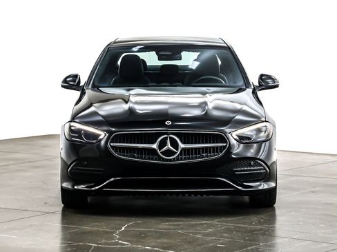 Used 2023 Mercedes-Benz C 300 Sedan image 4