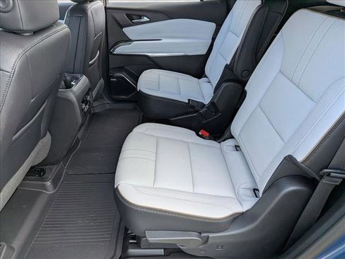 New 2026 Chevrolet Traverse High Country w/ LPO, Floor Liner Package image 14