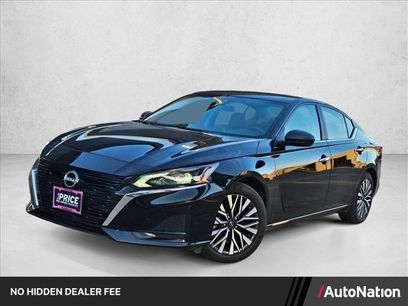 Used 2025 Nissan Altima 2.5 SV