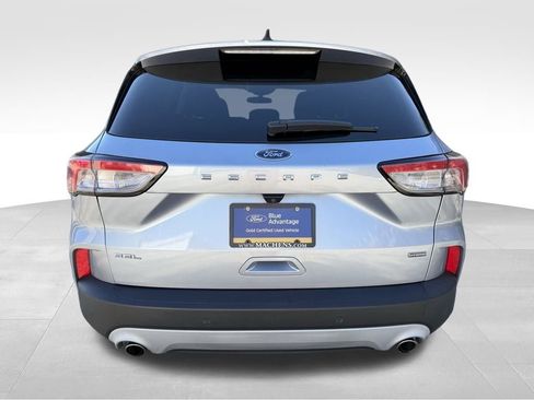 Certified 2022 Ford Escape SEL image 8