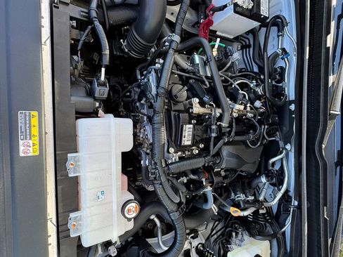 Used 2025 Toyota Tacoma SR5 RWD image 27