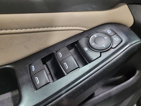 Used 2023 Chevrolet Traverse LS w/ LPO, Floor Liner Package AWD/4WD image 27