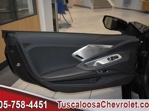 Used 2024 Chevrolet Corvette Stingray Preferred Cpe w/ Body-Color Dual Roof Package image 14