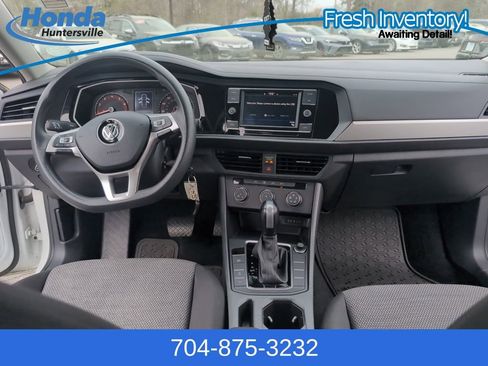 Used 2021 Volkswagen Jetta S w/ Driver Assistance Package image 16