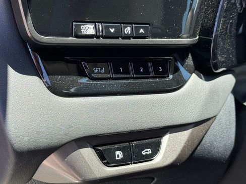 Used 2023 Lexus RX 350 FWD w/ Cold Area Package image 23