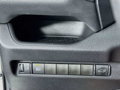 Used 2025 Toyota RAV4 XLE Premium AWD/4WD image 15