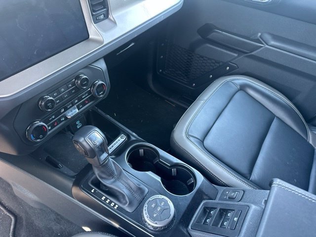 Used 2025 Ford Bronco Outer Banks AWD/4WD image 23