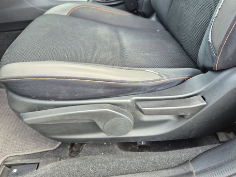 Used 2016 Subaru Crosstrek 2.0i Premium AWD/4WD image 15