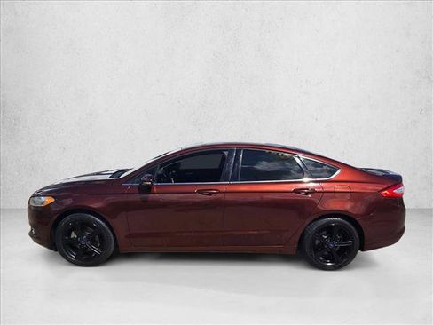 Used 2016 Ford Fusion SE FWD image 8
