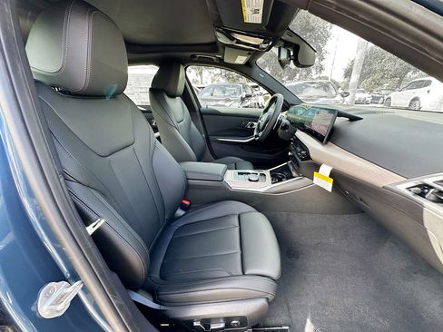 New 2025 BMW 330i Sedan w/ Premium Package image 25