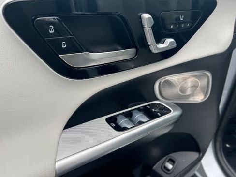 Certified 2024 Mercedes-Benz GLC 300 4MATIC image 14