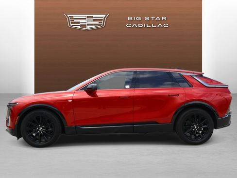 Used 2024 Cadillac Lyriq Sport w/ Nappa Leather Package AWD/4WD image 2