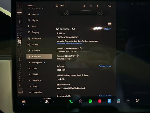 Used 2023 Tesla Model X image 17