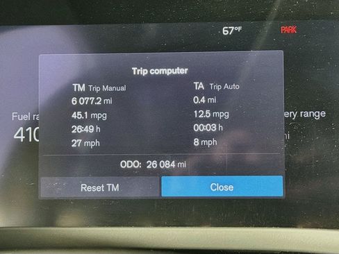 Certified 2023 Volvo XC60 T8 Plus AWD/4WD image 12