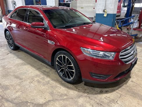 Used 2017 Ford Taurus SEL w/ Equipment Group 201A image 11