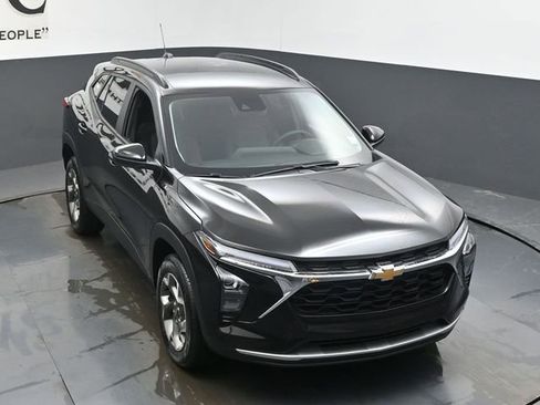 New 2026 Chevrolet Trax LT image 25