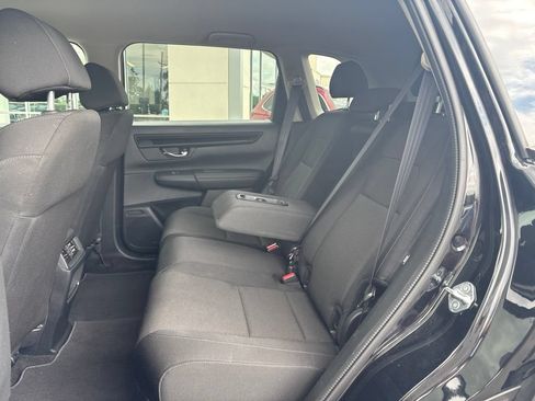 Used 2025 Honda CR-V LX image 8