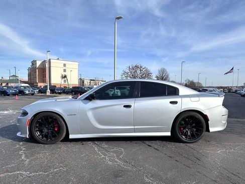 Used 2021 Dodge Charger R/T w/ Plus Group image 6
