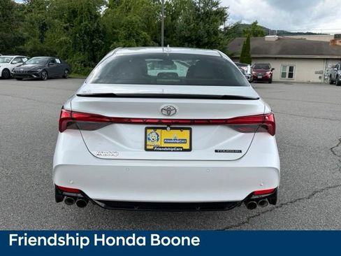 Used 2019 Toyota Avalon Touring w/ Advanced Safety Package FWD image 6