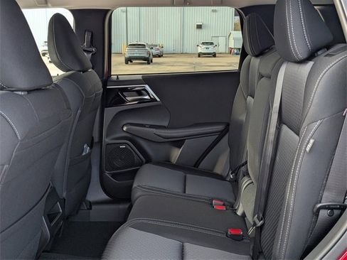 New 2025 Mitsubishi Outlander ES image 22