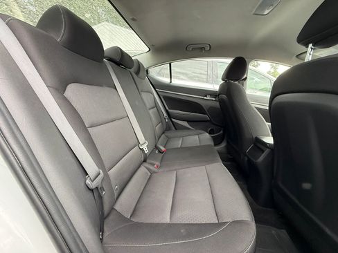 Used 2018 Hyundai Elantra SEL image 13