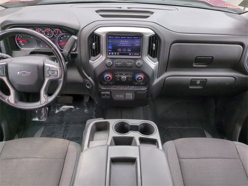 Used 2019 Chevrolet Silverado 1500 RST image 17