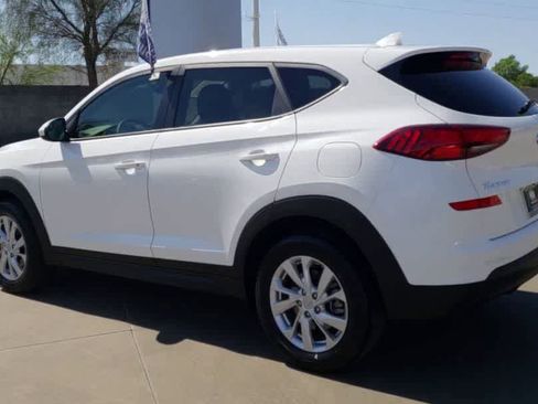 Used 2019 Hyundai Tucson SE image 2