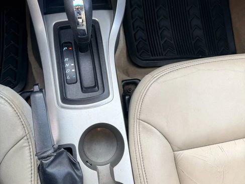 Used 2010 Ford Focus SEL FWD image 13