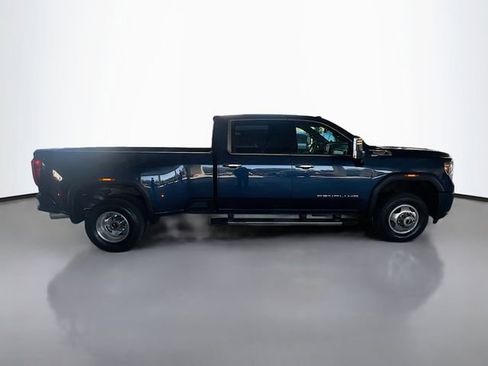 Used 2020 GMC Sierra 3500 Denali w/ Denali Ultimate Package image 8