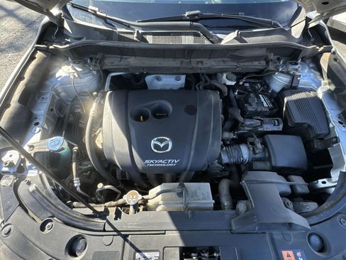 Used 2017 MAZDA CX-5 Touring w/ Preferred Equipment Package image 18