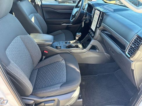 Certified 2024 Ford Ranger XLT w/ Technology Package image 15