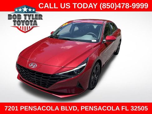 Used 2023 Hyundai Elantra SEL FWD image 1