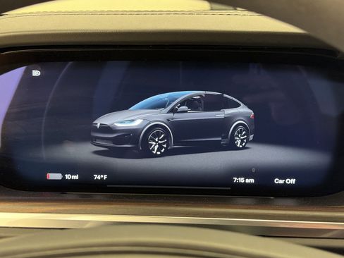 Used 2025 Tesla Model X AWD/4WD image 20