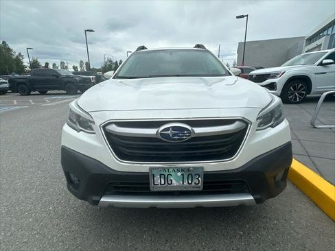 Used 2020 Subaru Outback Limited w/ Popular Package #2 AWD/4WD image 11