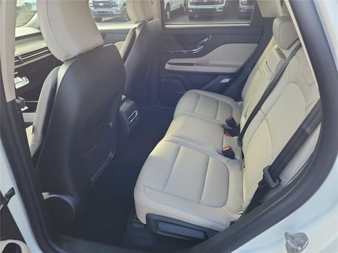 New 2026 Lincoln Corsair Premiere image 17