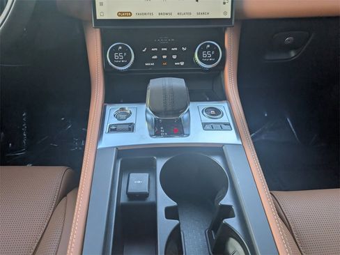 New 2026 Jaguar F-PACE R-Dynamic S image 20