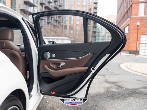 Used 2018 Mercedes-Benz E 300 300 image 46