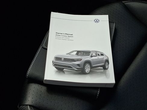 Used 2023 Volkswagen Atlas Cross Sport SE AWD/4WD image 26