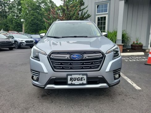 Used 2022 Subaru Forester Touring AWD/4WD image 9