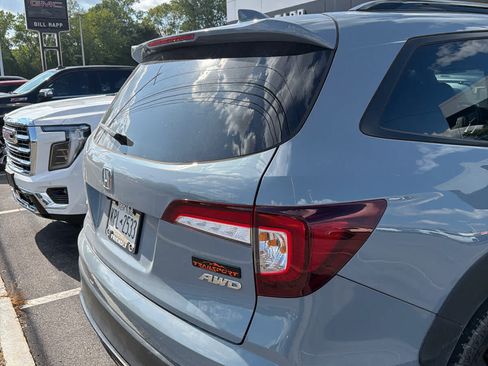 Used 2022 Honda Pilot TrailSport image 4